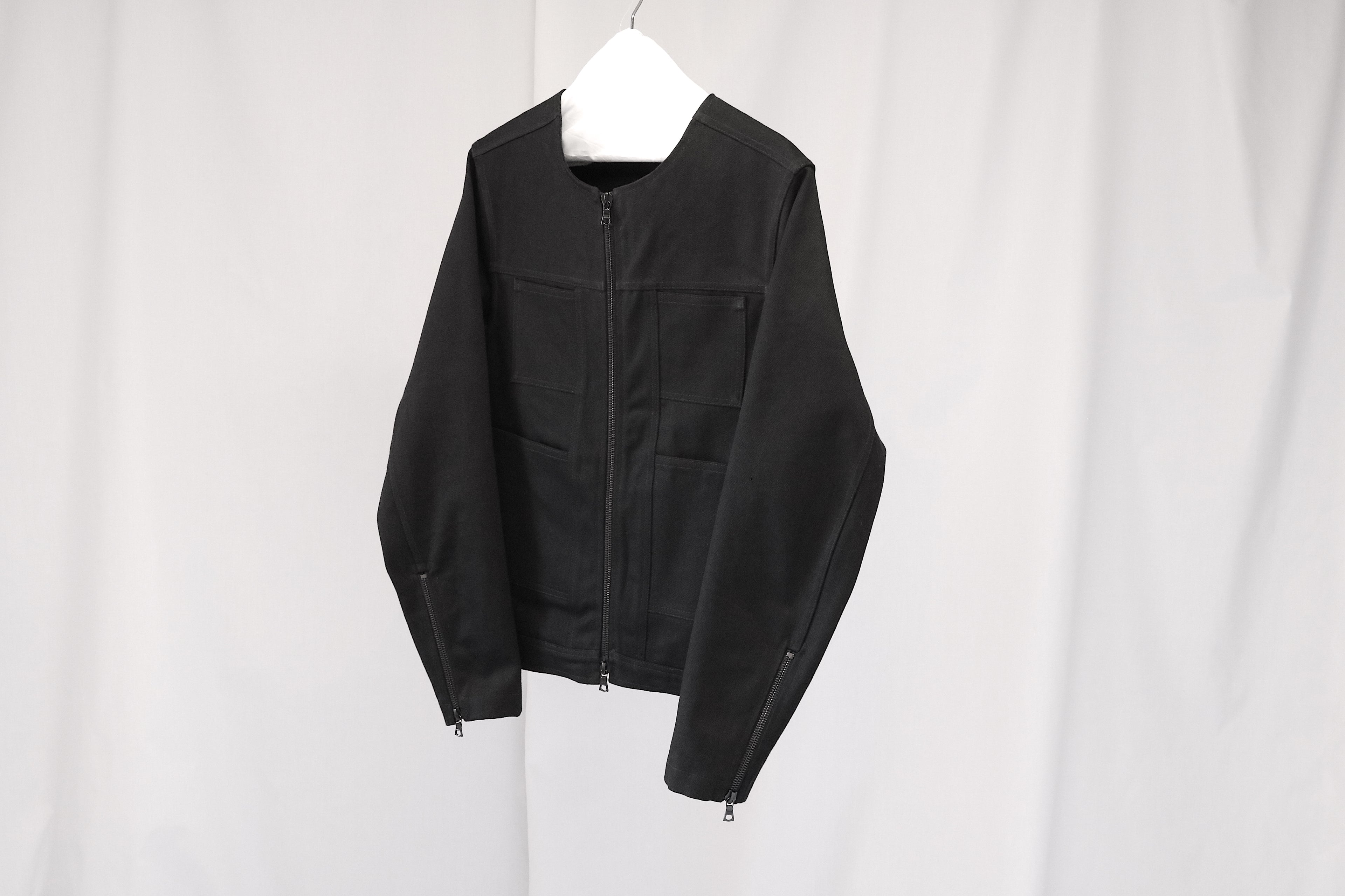 THE RAW DENIM JACKET